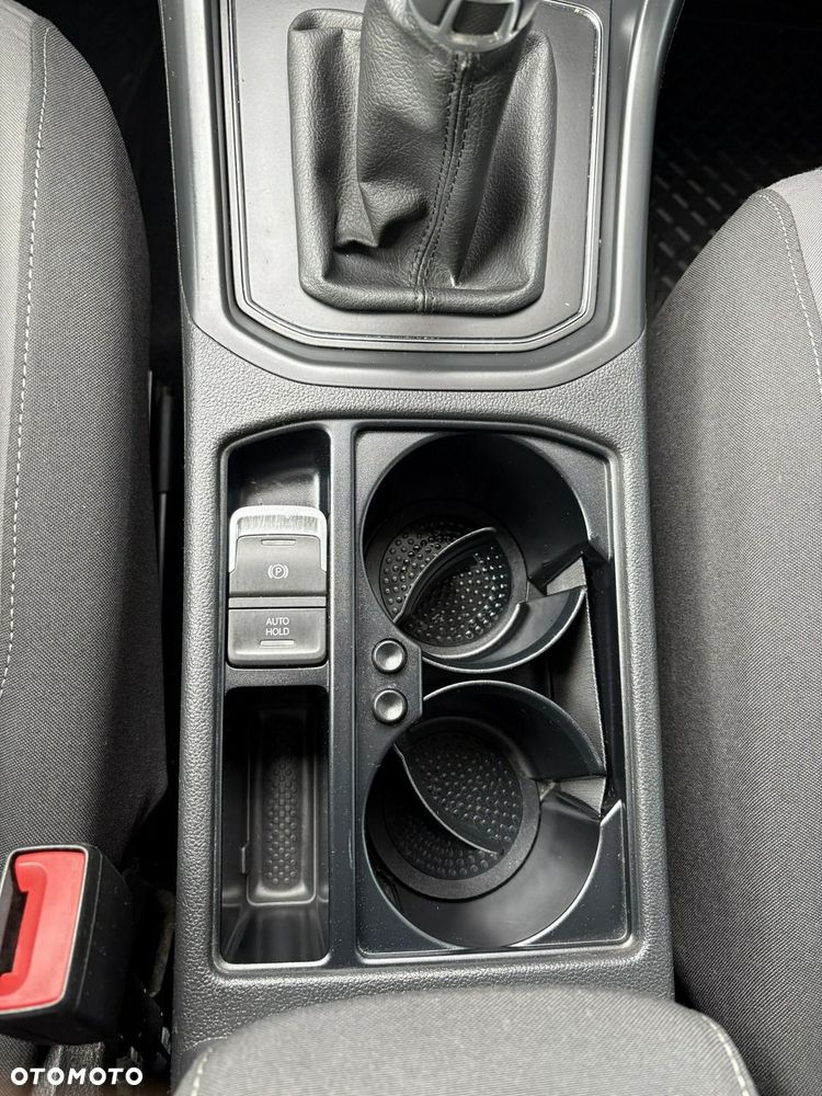 Volkswagen Touran - 24