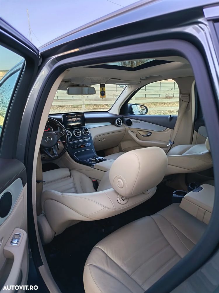 Mercedes-Benz GLC 220 d 4Matic 9G-TRONIC AMG Line - 16