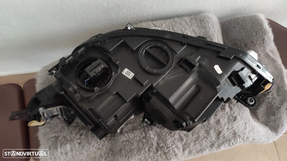 Farol direito Full Led Adaptativ Golf 6 - 5H1941060 C - 7