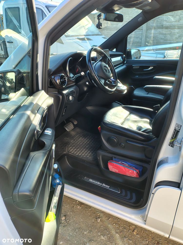 Mercedes-Benz Klasa V 300 d 4-Matic Avantgarde 9G-Tronic - 4