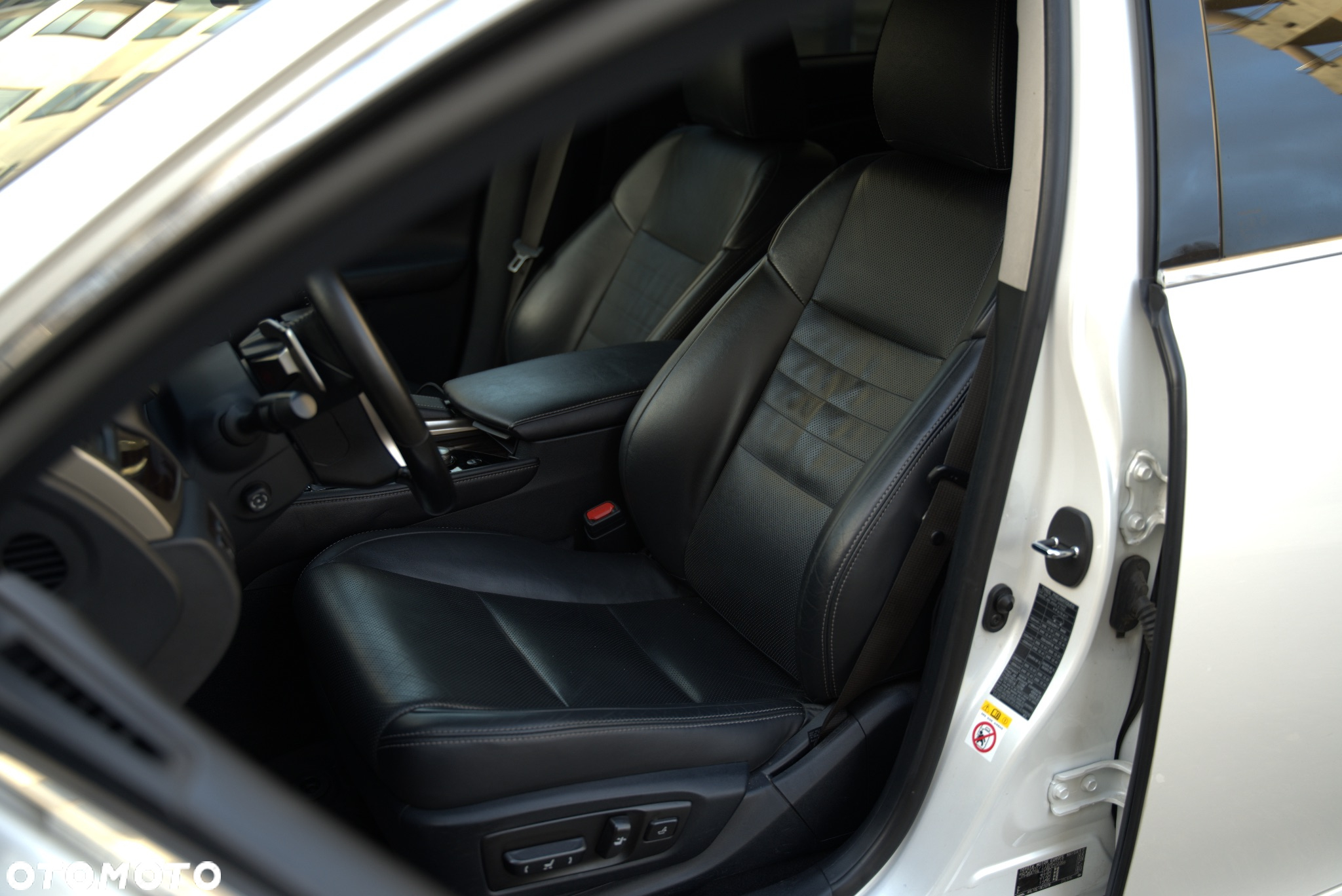 Lexus GS 200t / 300 Prestige - 8