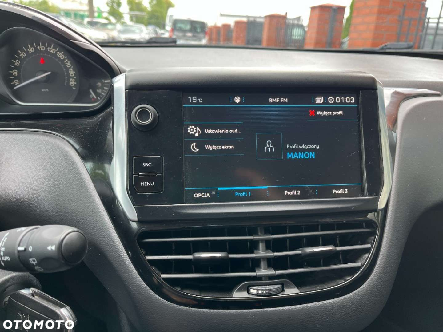 Peugeot 208 PureTech 82 Stop & Start Signature - 14