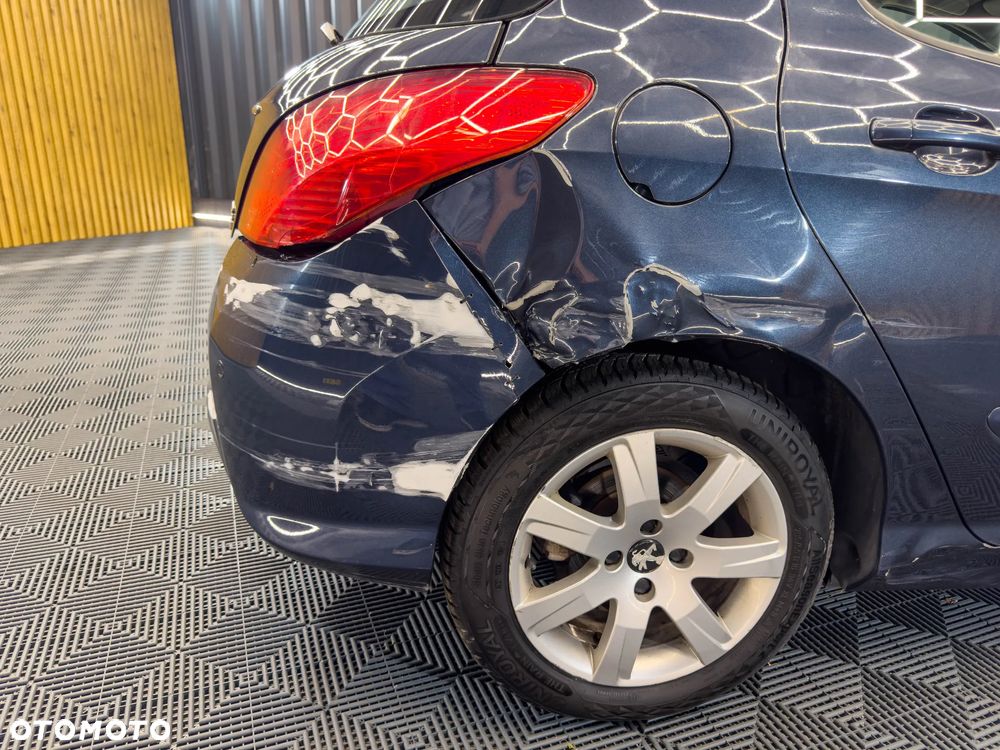 Peugeot 308 HDi FAP 110 EGS6 Premium - 13