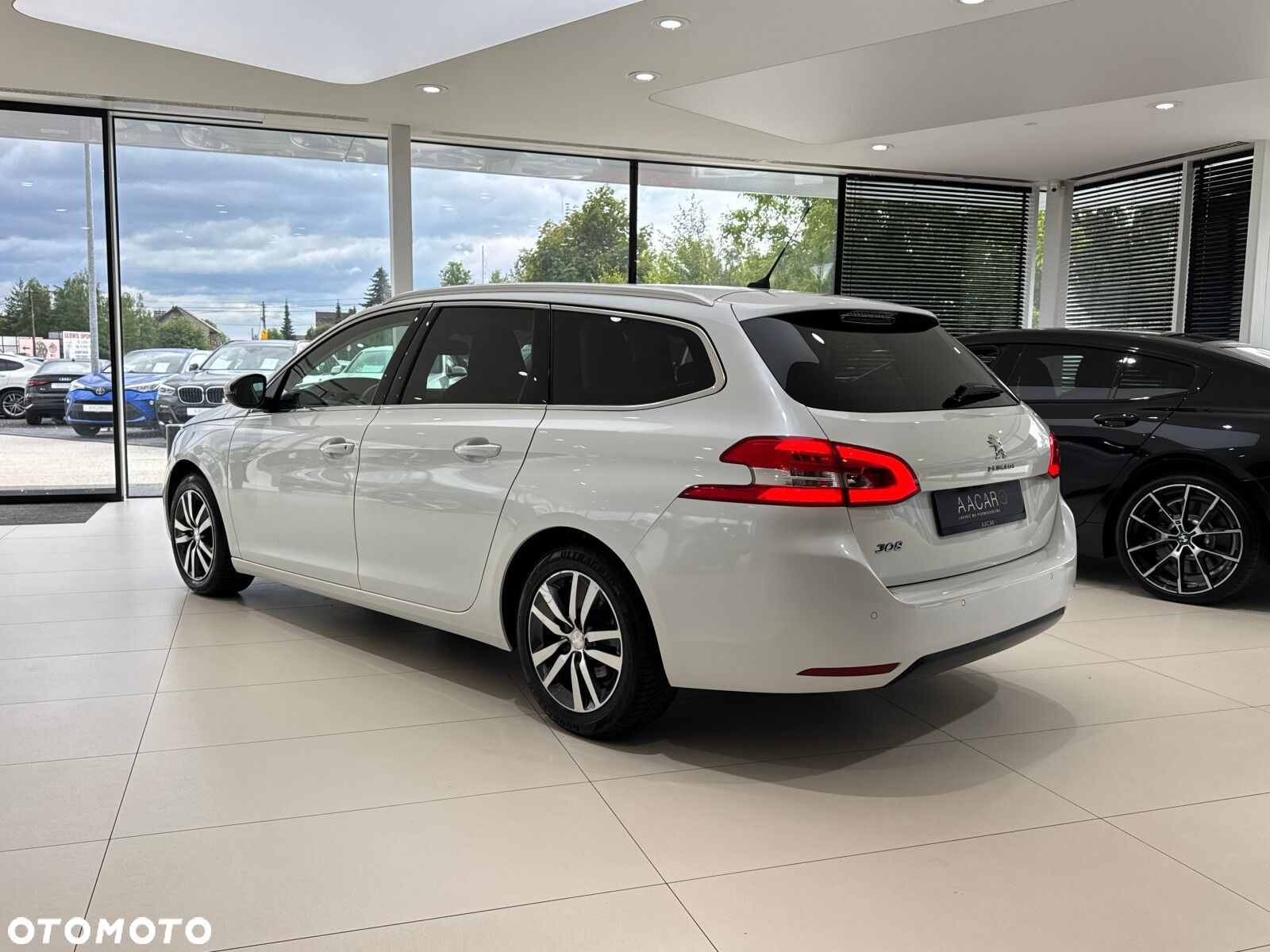 Peugeot 308 1.2 PureTech GPF Allure Pack S&S EAT8 - 3