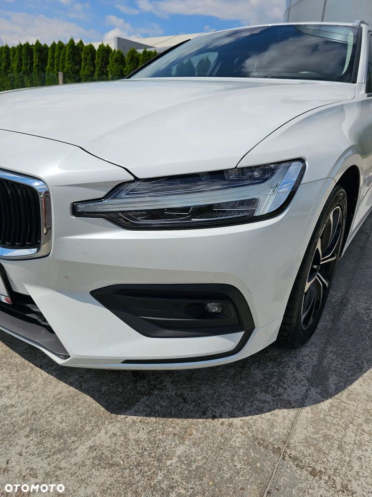 Volvo V60 D3 Momentum Pro - 9