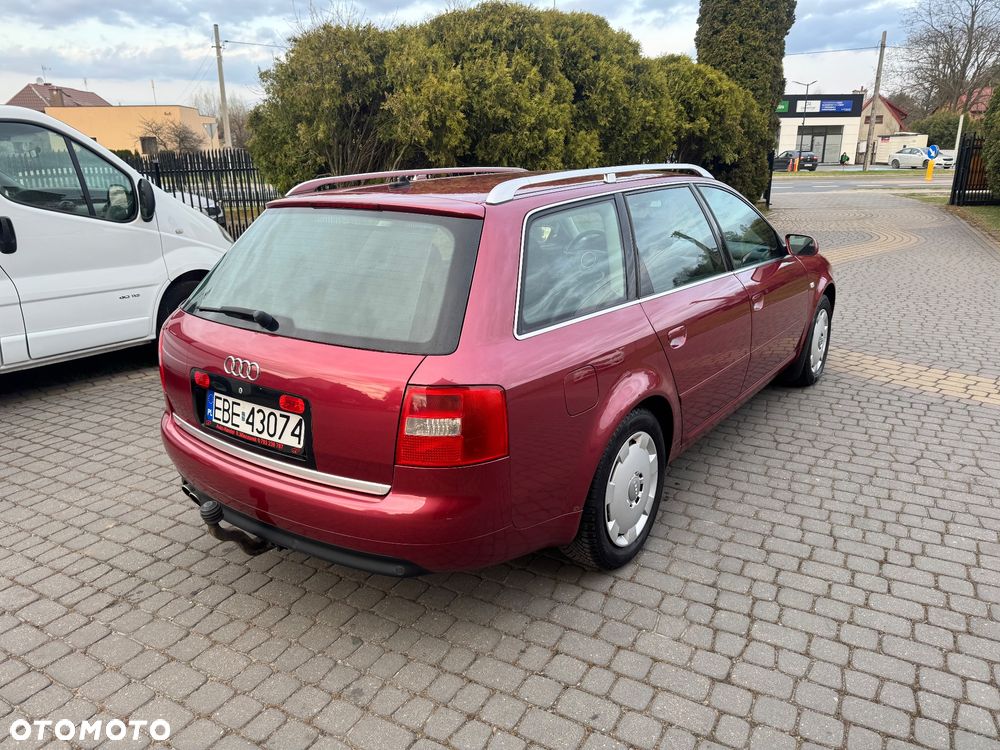 Audi A6 Avant 2.4 - 4