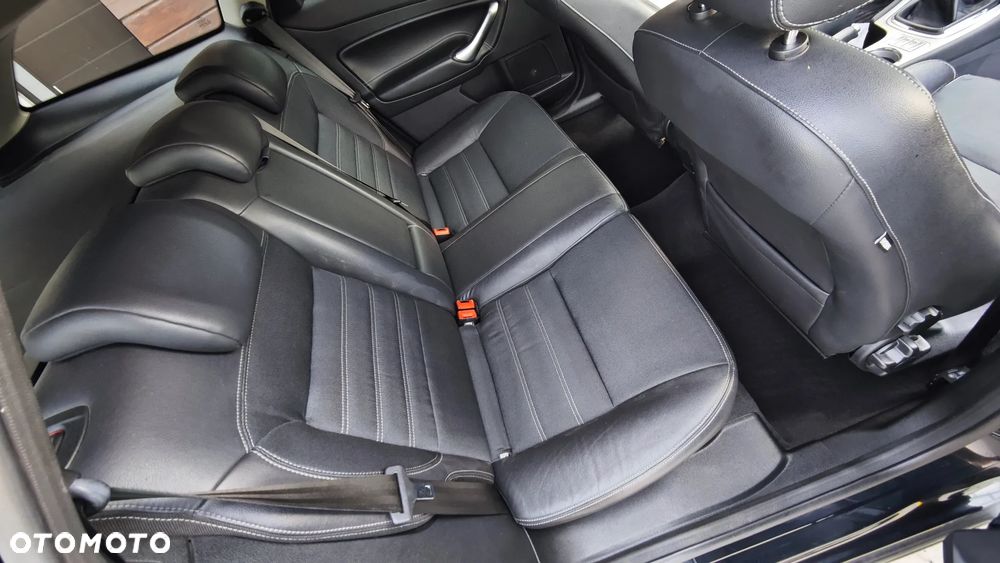 Ford Mondeo 2.0 Sport - 12