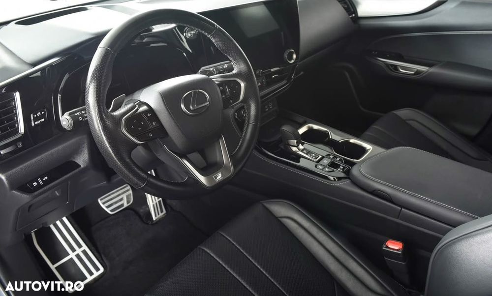 Lexus Seria NX 450h+ E-FOUR F SPORT - 7