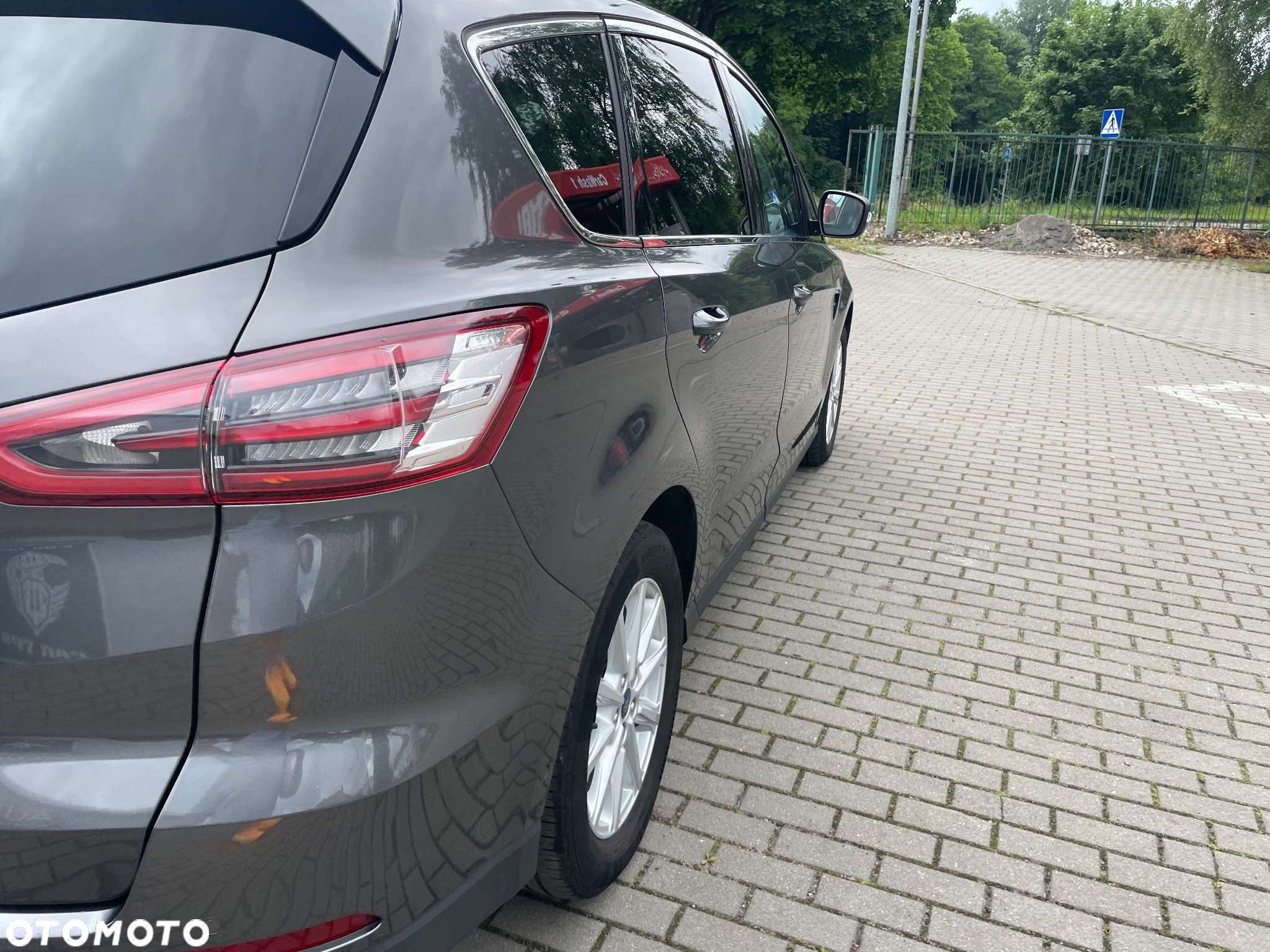 Ford S-Max 2.0 TDCi Titanium PowerShift - 19
