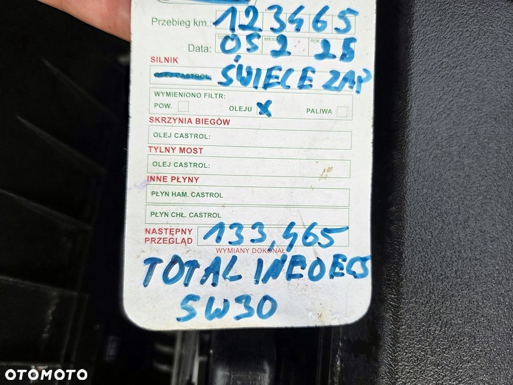 Toyota Auris 1.2 Turbo Edition S+ - 29