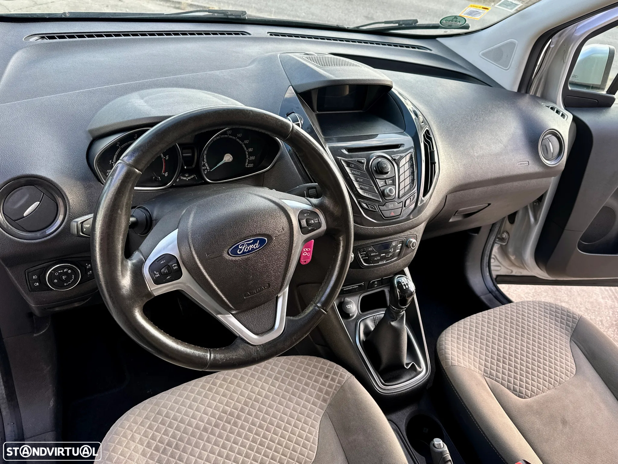 Ford Transit Connect 1.5 TDCi 220 L1 Trend - 10
