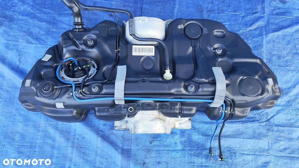 ZBIORNIK PALIWA KOMPLETNY POMPA PRZEWÓD PRZEWODY PALIWOWE MERCEDES W205 2.2 CDI - 2