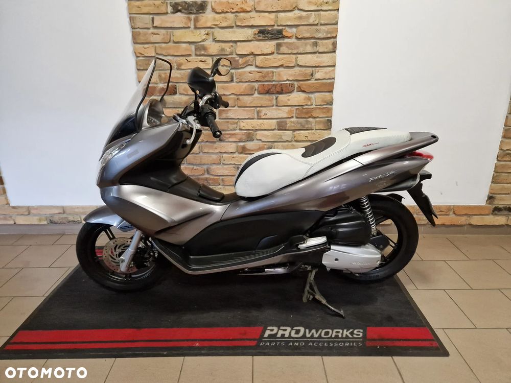 Honda PCX - 7