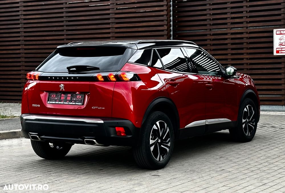 Peugeot 2008 PureTech 130 EAT8 GT Exclusive - 7