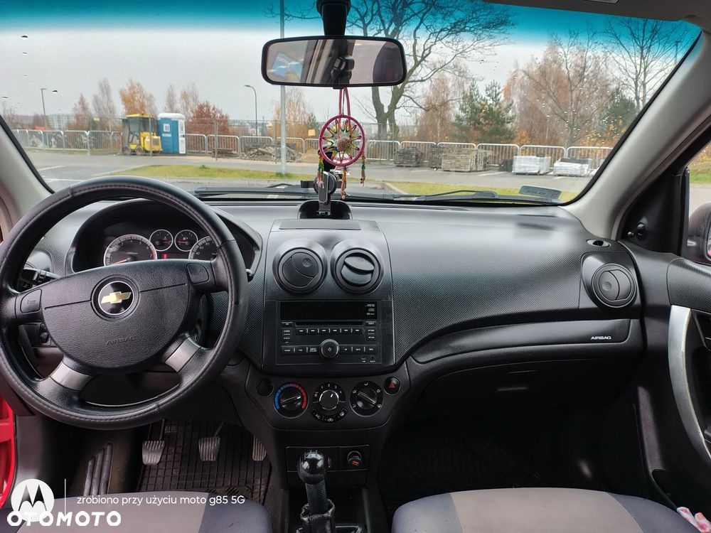 Chevrolet Aveo - 8