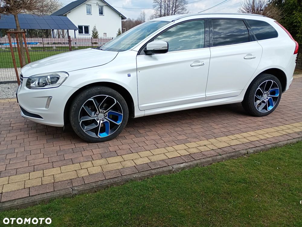 Volvo XC 60 D3 Drive-E Ocean Race - 10