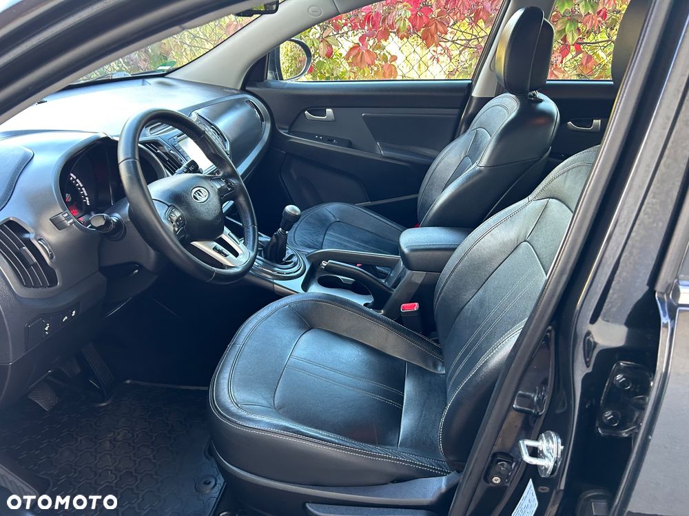Kia Sportage 2.0 XL 2WD - 24