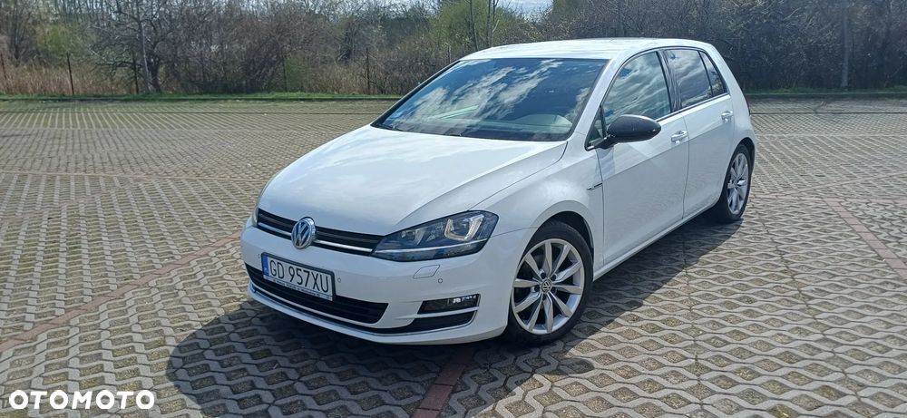 Volkswagen Golf 1.4 TSI BMT Highline - 1
