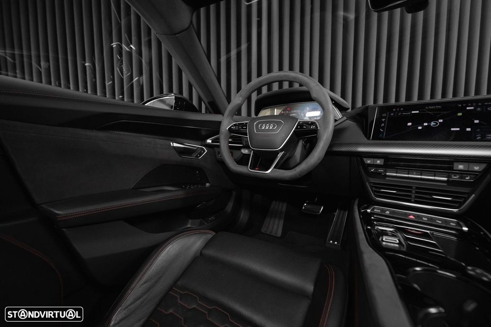 Audi RS e-tron GT quattro - 15