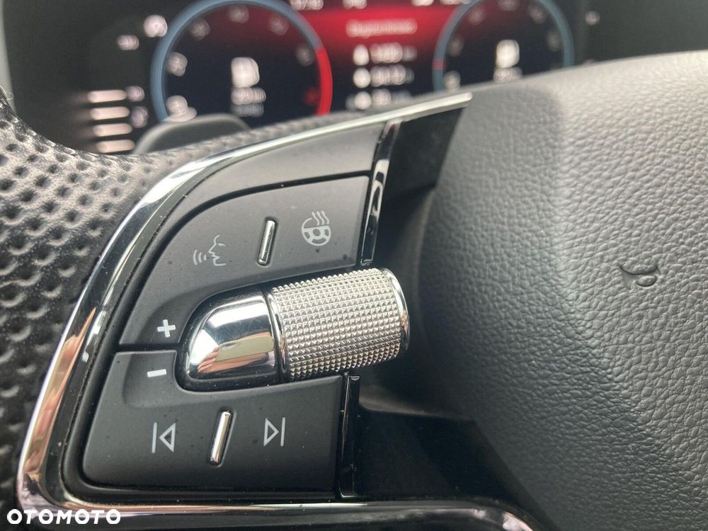 Skoda Karoq 1.5 TSI ACT Sportline DSG - 11