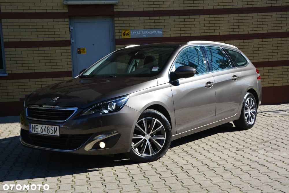 Peugeot 308 1.6 BlueHDi Allure S&S - 21