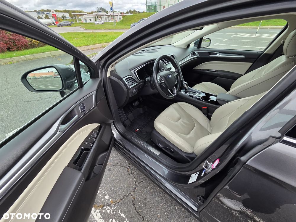 Ford Mondeo 2.0 TDCi Titanium PowerShift - 1
