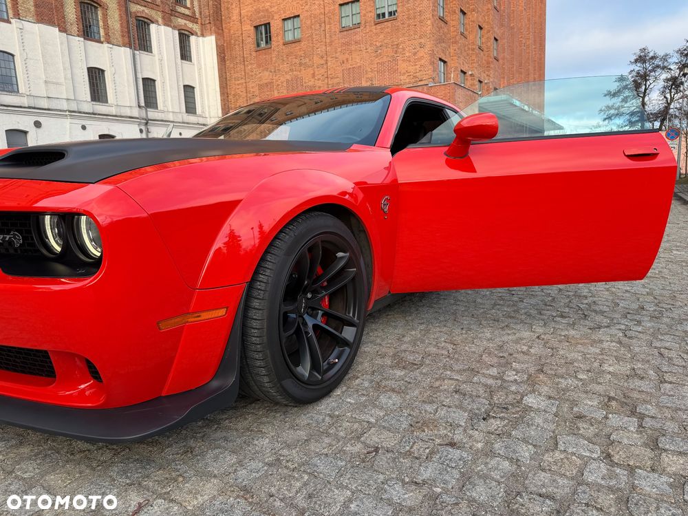 Dodge Challenger 6.2 Hellcat Widebody - 11