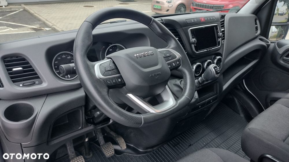 Iveco DAILY KONTENER WINDA ASO SUPER STAN - 26