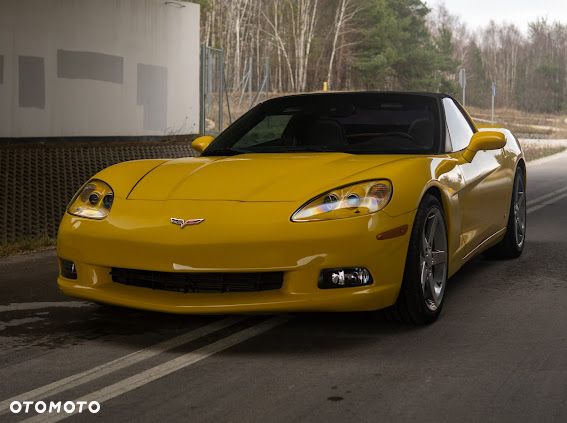 Chevrolet Corvette - 5