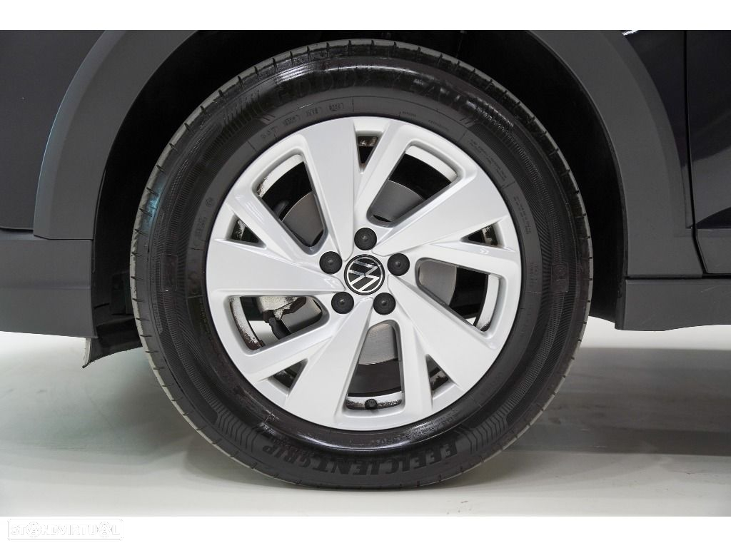 VW Taigo 1.0 TSI Urban DSG - 12