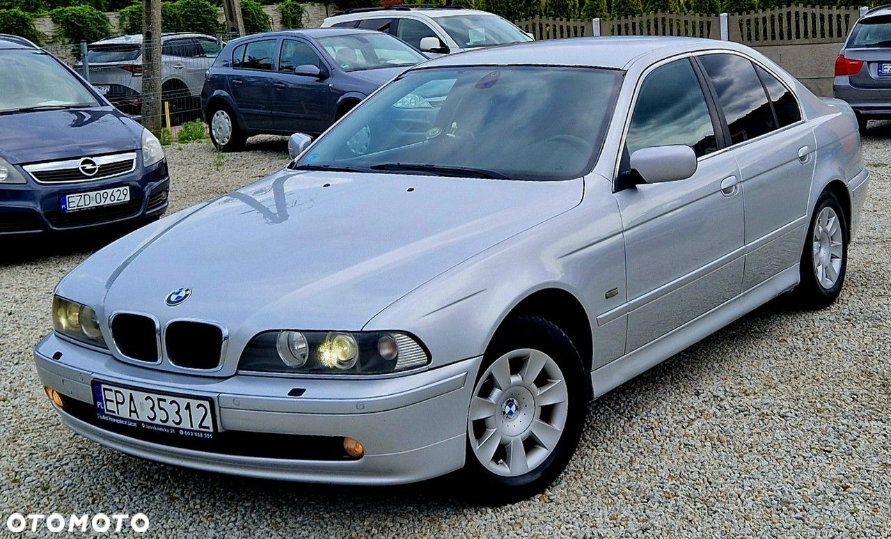 BMW Seria 5 520i - 17