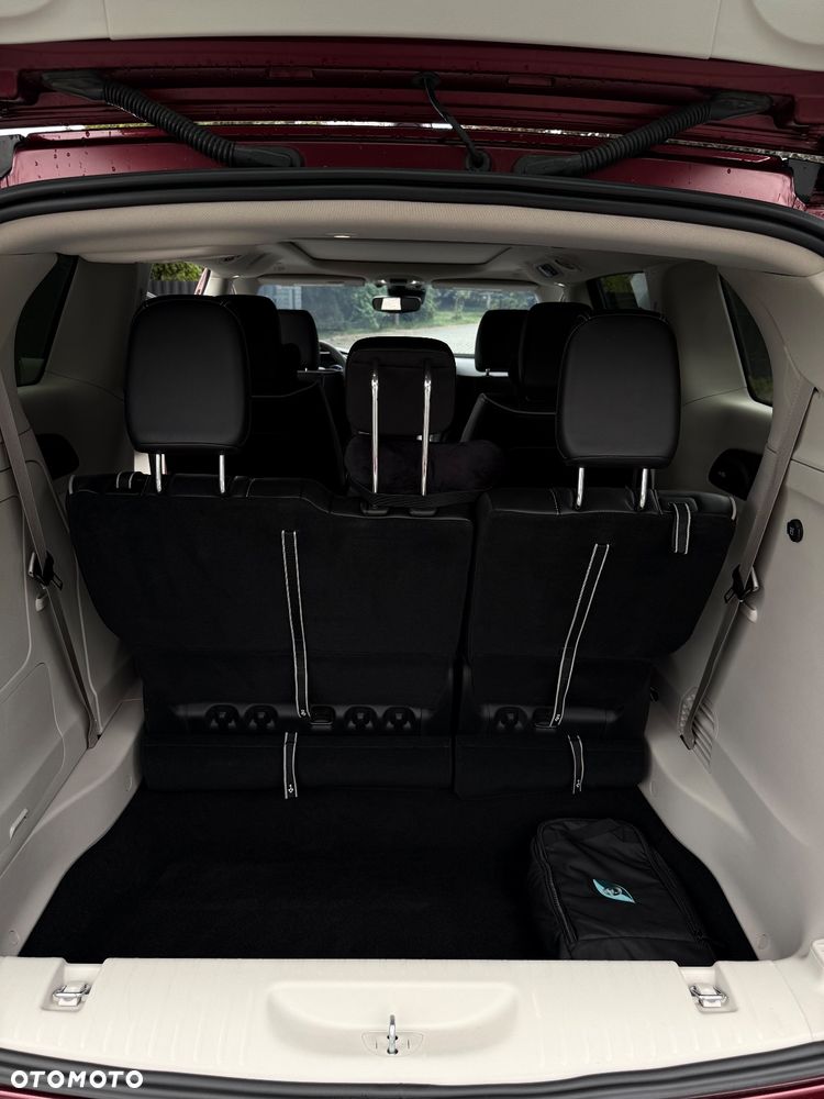 Chrysler Pacifica - 13