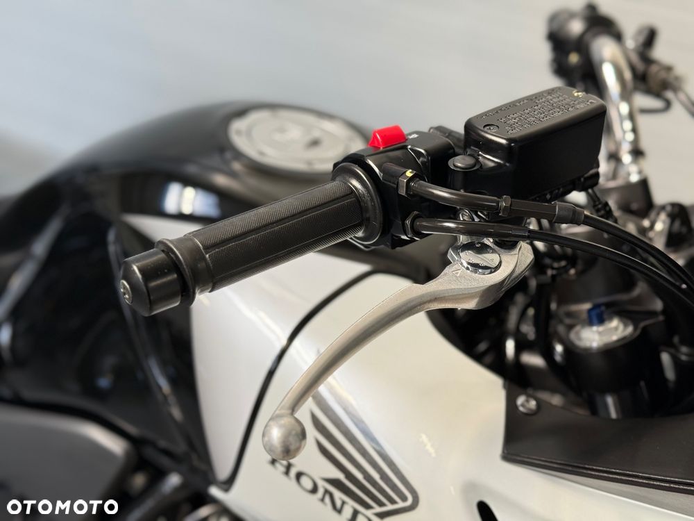 Honda CBF - 12