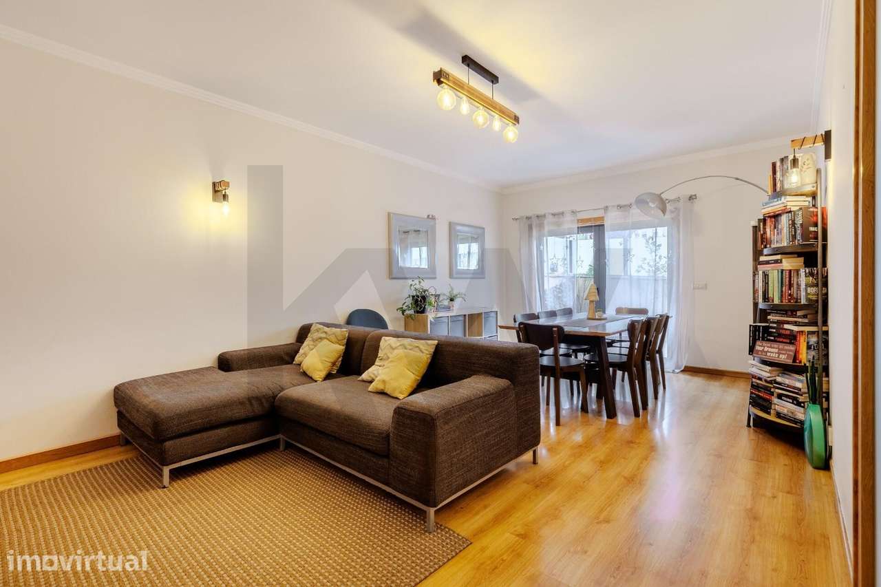 Excelente T2 com suíte e 2 terraços | Vila Chã, Amadora - Grande imagem: 2/21