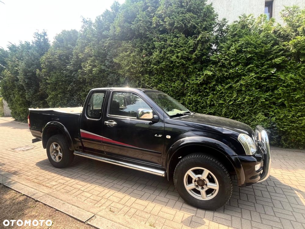 Isuzu D-Max - 1