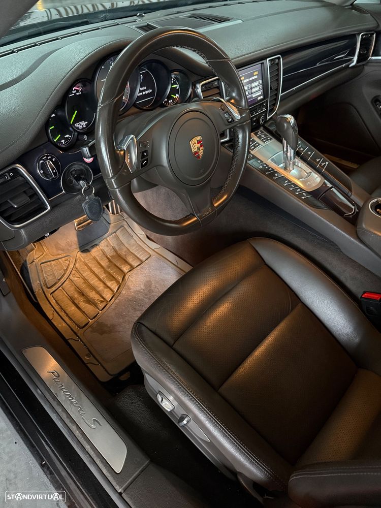 Porsche Panamera S E-Hybrid - 11