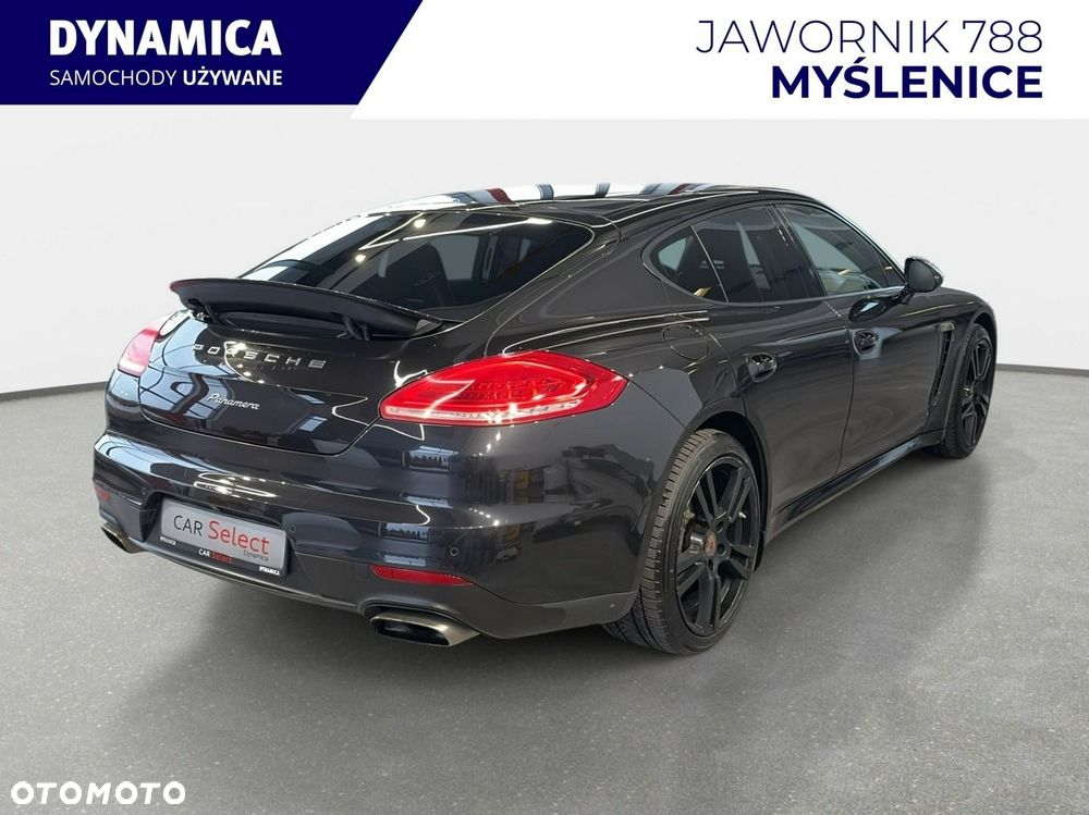 Porsche Panamera - 9