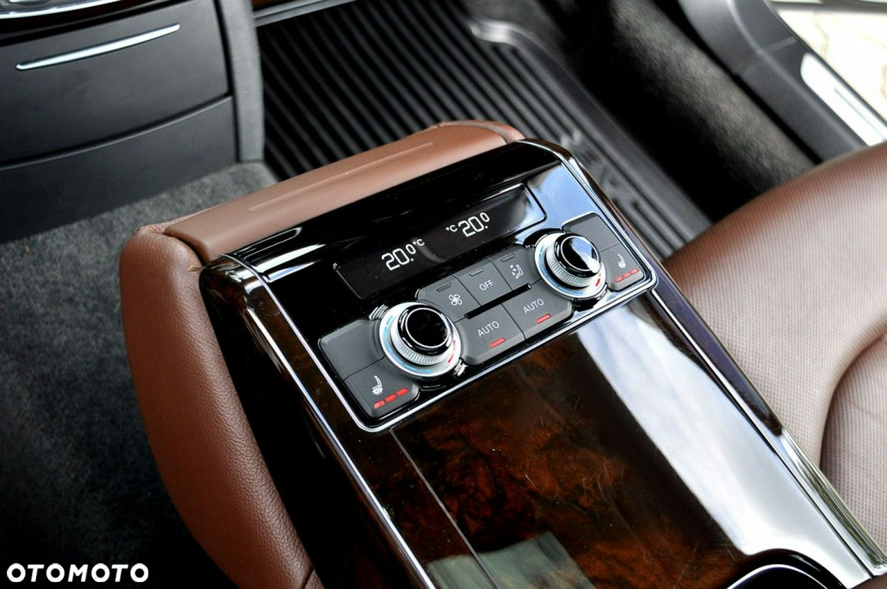 Audi A8 - 24