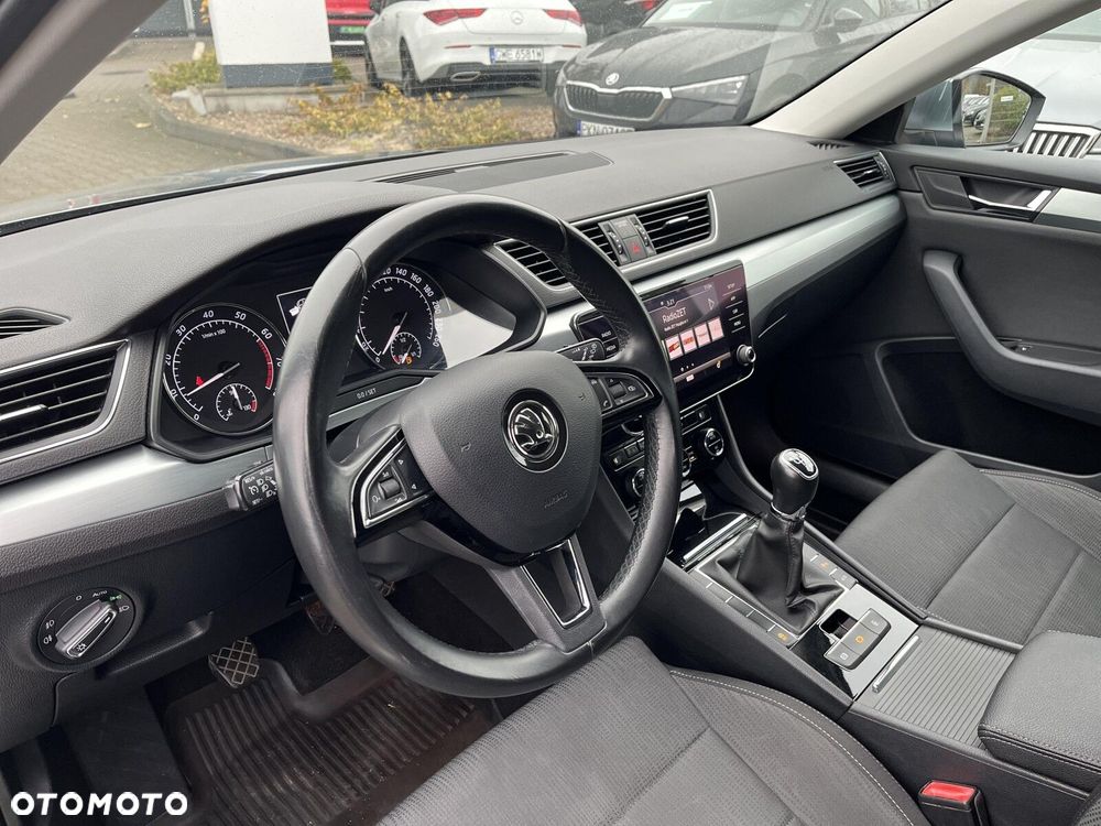 Skoda Superb 1.8 TSI Ambition - 17