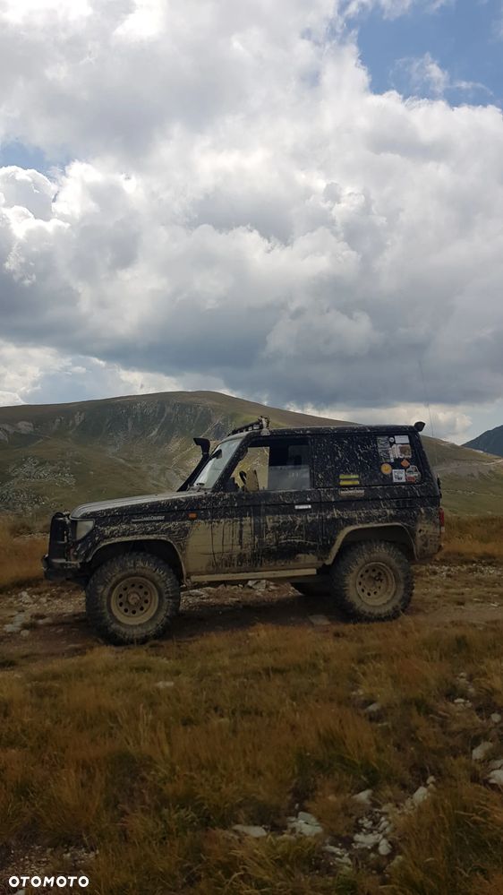 Toyota Land Cruiser KJ70 - 1
