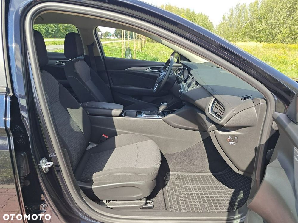 Opel Insignia - 15