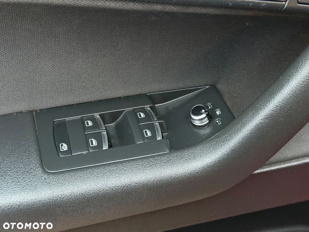 Audi A3 Sportback 1.6 Ambition - 27