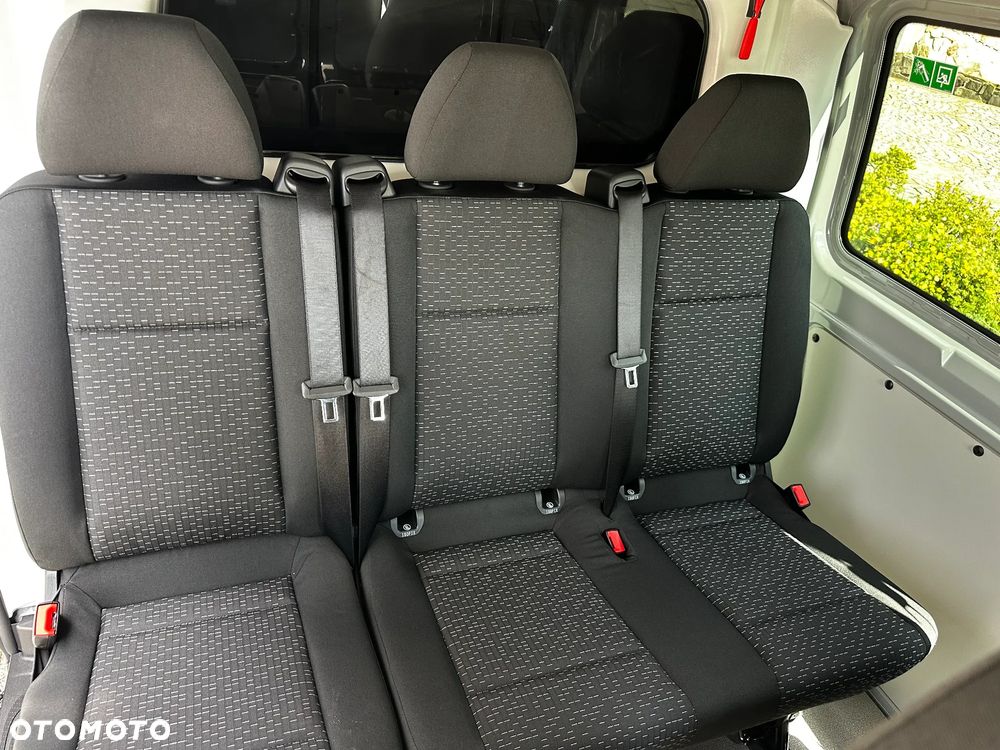 Mercedes-Benz Vito - 24