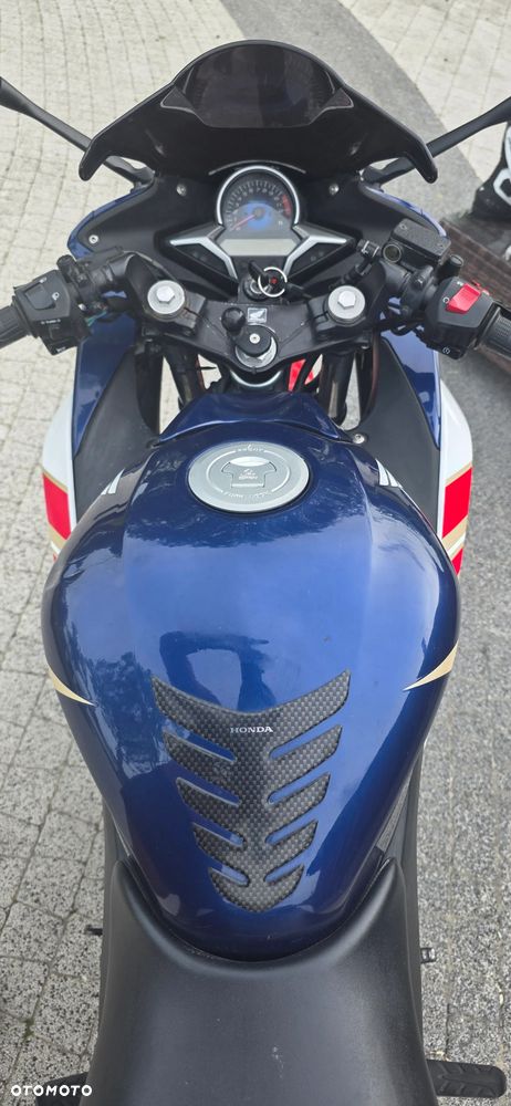 Honda CBR - 7