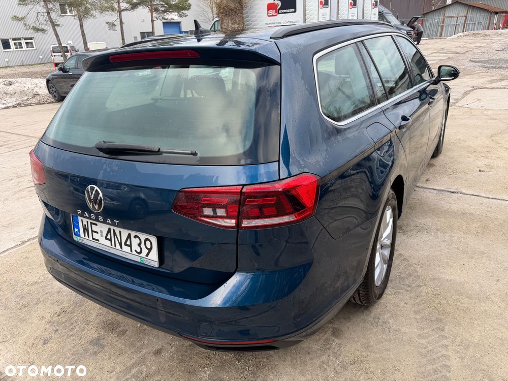 Volkswagen Passat 1.5 TSI EVO Business - 10