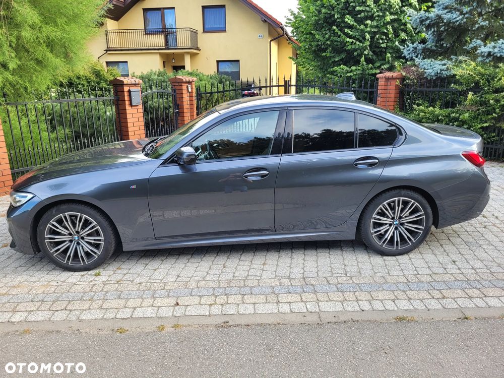 BMW Seria 3 330i xDrive M Sport sport - 3