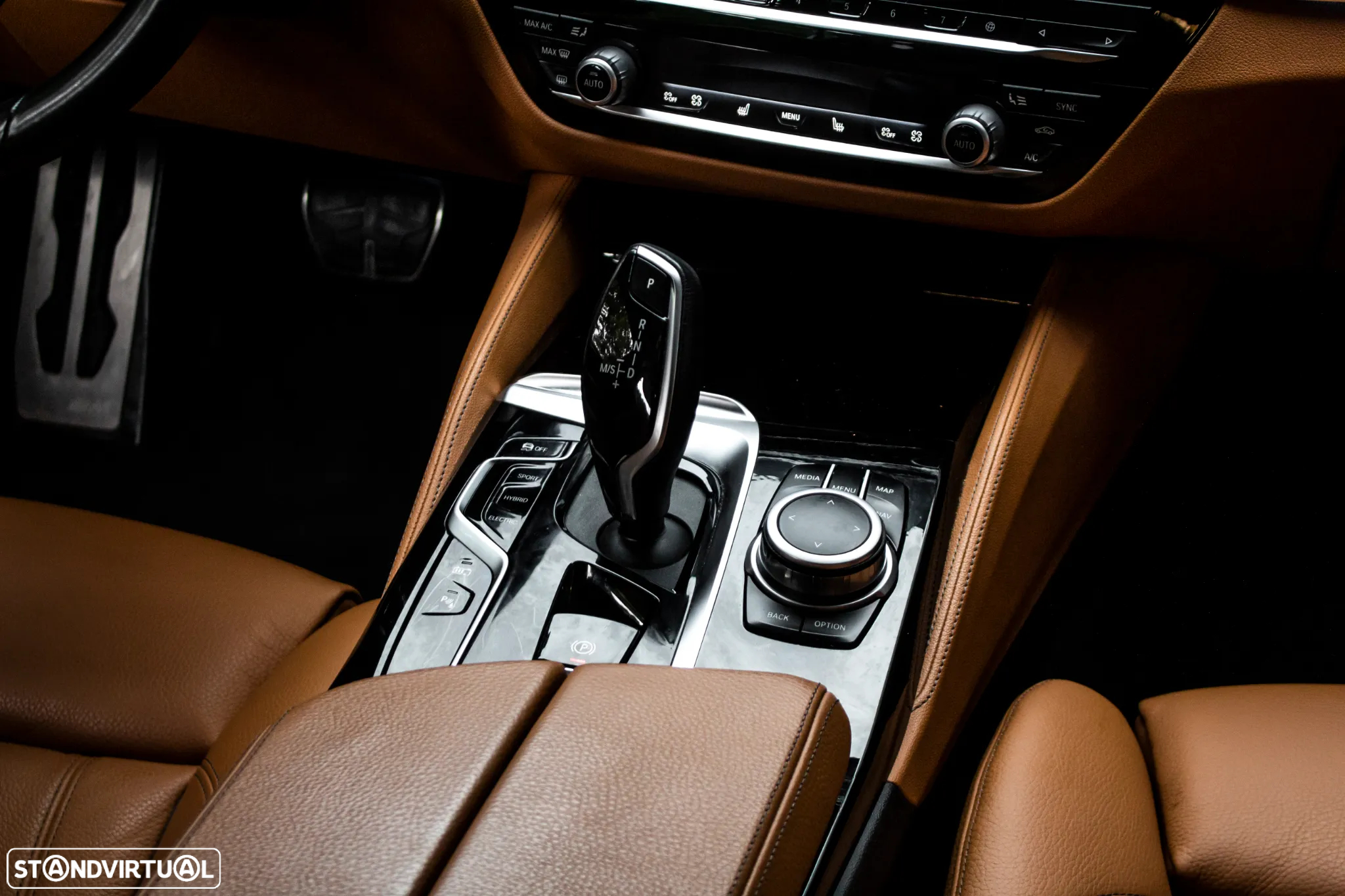 BMW 530 e Pack Desportivo M - 44