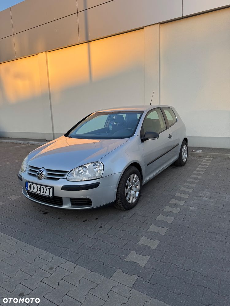 Volkswagen Golf 1.9 TDI Comfortline DSG - 3