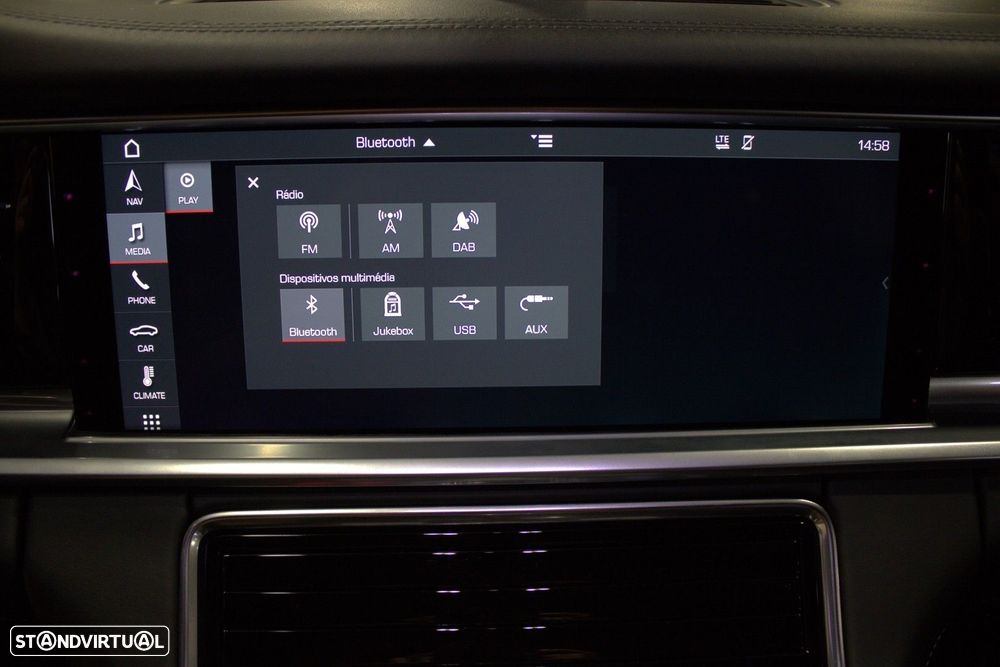 Porsche Panamera 4 E-Hybrid - 43