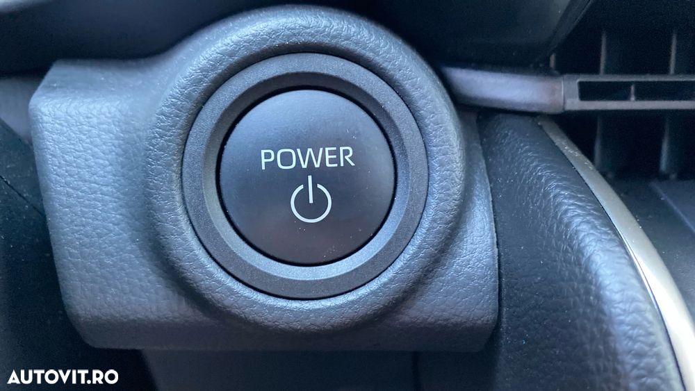 Toyota C-HR 1.8 HEV 140 CP 4x2 CVT Exclusive - 15